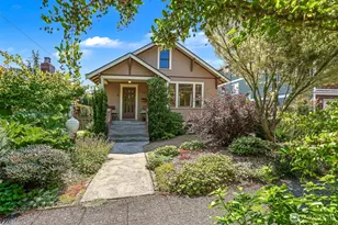 2833 NW 69th St, Seattle, WA 98117 - Photo 2