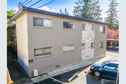 14520 Phinney Avenue N, Shoreline, WA 98133 - Photo 2