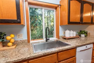 38 Brighton Ave, Port Hadlock-Irondale, WA 98339 - Photo 16