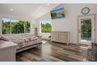 11502 6 Avenue NW #1, Seattle, WA 98177 - Photo 34