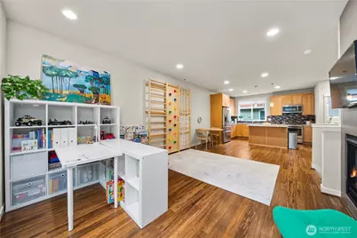 23000 NE 8th Street #E5, Sammamish, WA 98074 - Photo 4