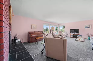 1040 Rosewood Ln, Fircrest, WA 98466 - Photo 10