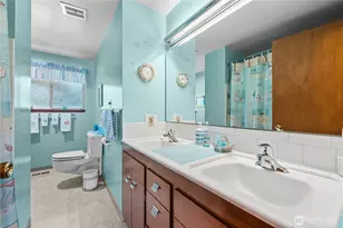 1040 Rosewood Ln, Fircrest, WA 98466 - Photo 26