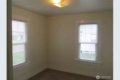 110 & 114 E Hazel Avenue, Burlington, WA 98233 - Photo 14
