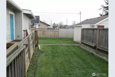 110 & 114 E Hazel Avenue, Burlington, WA 98233 - Photo 26