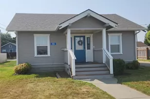 110 & 114 E Hazel Ave, Burlington, WA 98233 - Photo 1