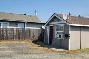110 & 114 E Hazel Ave, Burlington, WA 98233 - Photo 30
