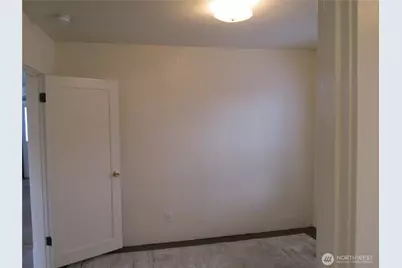 110 & 114 E Hazel Avenue, Burlington, WA 98233 - Photo 22