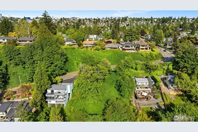 5213 SW Jacobsen Road, Seattle, WA 98033 - Photo 6