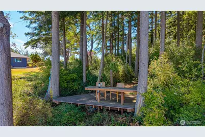 1526 Scenic Heights Road, Oak Harbor, WA 98277 - Photo 32