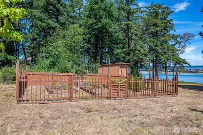 1526 Scenic Heights Road, Oak Harbor, WA 98277 - Photo 30