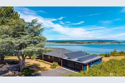 1526 Scenic Heights Road, Oak Harbor, WA 98277 - Photo 6