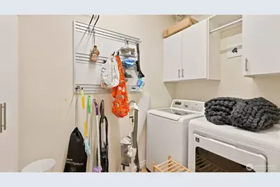 500 106th Avenue NE #1501, Bellevue, WA 98004 - Photo 30