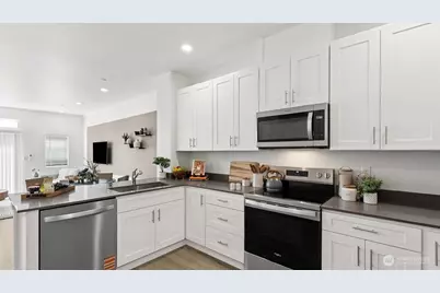 16830 20th Avenue W #A4, Lynnwood, WA 98037 - Photo 4