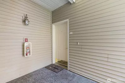 10025 9th Avenue W #E102, Everett, WA 98204 - Photo 22