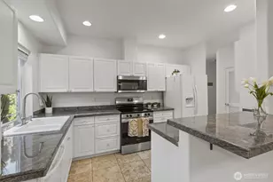 10025 9th Ave W, Everett, WA 98204 - Photo 10