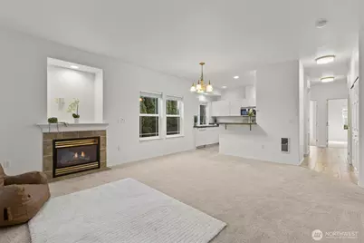 10025 9th Avenue W #E102, Everett, WA 98204 - Photo 4
