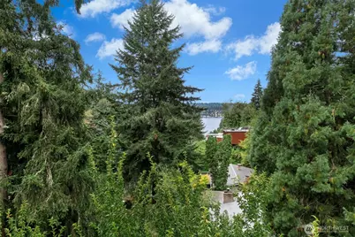 6814 NE 129th Street, Kirkland, WA 98034 - Photo 18