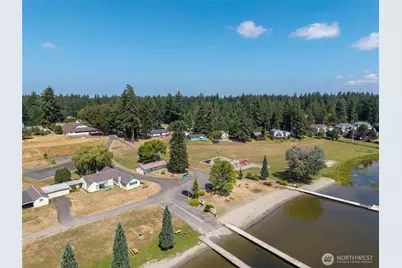 15807 Lawrence Place SE, Yelm, WA 98597 - Photo 32
