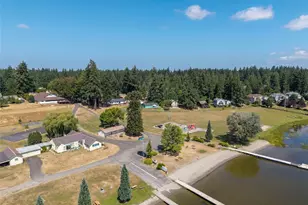 15807 Lawrence Pl SE, Yelm, WA 98597 - Photo 32