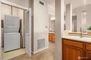 1900 Alaskan Wy, Seattle, WA 98101 - Photo 20