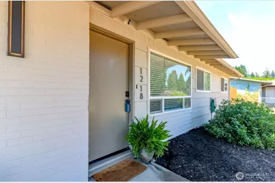 1218 140th Street E, Tacoma, WA 98445 - Photo 6