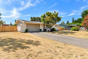 1218 140 St E, Tacoma, WA 98445 - Photo 2