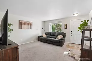 1601 E 4th Way, La Center, WA 98629 - Photo 6