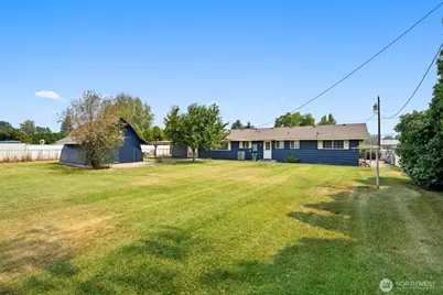 70 Sherry Avenue, Naches, WA 98937 - Photo 28