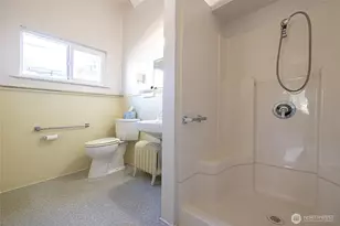 917 13th St, Bellingham, WA 98225 - Photo 18