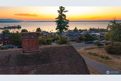 917 13th Street, Bellingham, WA 98225 - Photo 2