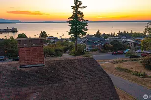 917 13th St, Bellingham, WA 98225 - Photo 2