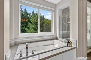 10833 NE 190th Pl, Bothell, WA 98011 - Photo 22
