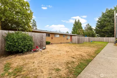 1955 Eaton Avenue, Ferndale, WA 98248 - Photo 8