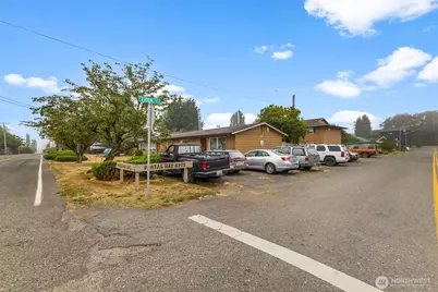 1955 Eaton Avenue, Ferndale, WA 98248 - Photo 10