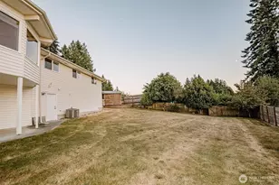 1052 E Robinhood Dr, Arlington, WA 98223 - Photo 36