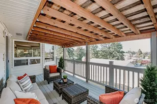 1052 E Robinhood Dr, Arlington, WA 98223 - Photo 12