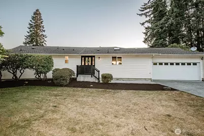1052 E Robinhood Drive, Arlington, WA 98223 - Photo 1