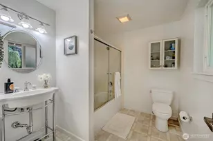 8205 NE 128th St, Kirkland, WA 98034 - Photo 16
