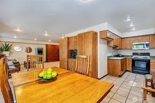 8205 NE 128th St, Kirkland, WA 98034 - Photo 32