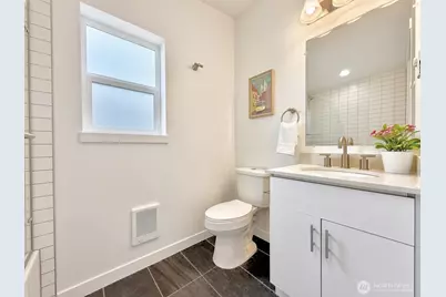 708 N 102nd Street #2, Seattle, WA 98133 - Photo 16