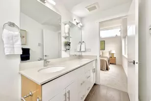 708 N 102nd St, Seattle, WA 98133 - Photo 22