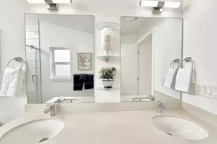 708 N 102nd St, Seattle, WA 98133 - Photo 24