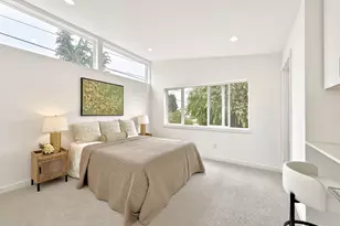 708 N 102nd St, Seattle, WA 98133 - Photo 18