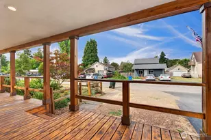 320 Roake Ave NE, Castle Rock, WA 98611 - Photo 6