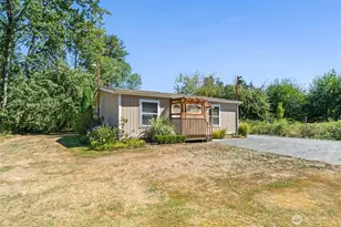 11607 Golden Given Rd E, Tacoma, WA 98445 - Photo 2