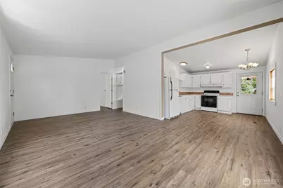 11607 Golden Given Road E, Tacoma, WA 98445 - Photo 6