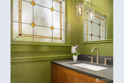 2332 33rd Avenue S, Seattle, WA 98144 - Photo 20