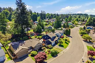19808 137th Ave SE, Renton, WA 98058 - Photo 36