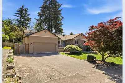 19808 137th Avenue SE, Renton, WA 98058 - Photo 2